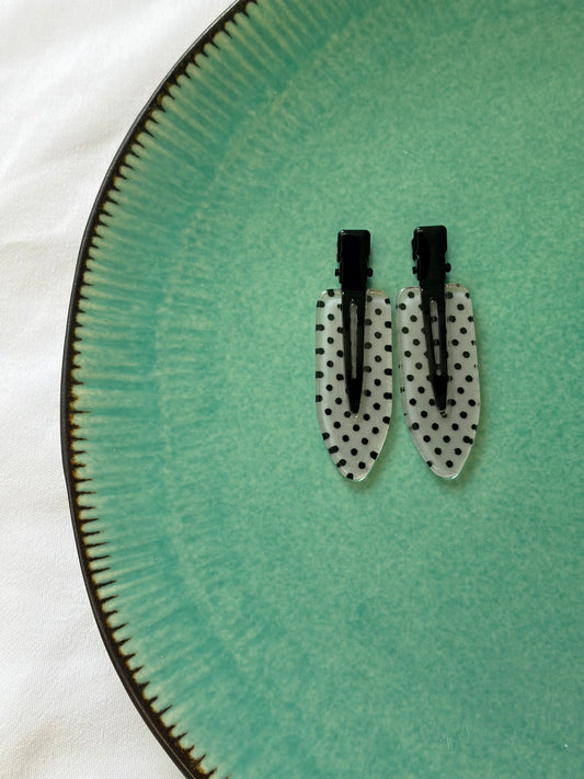 WHITE POLKADOT HAIR PIN