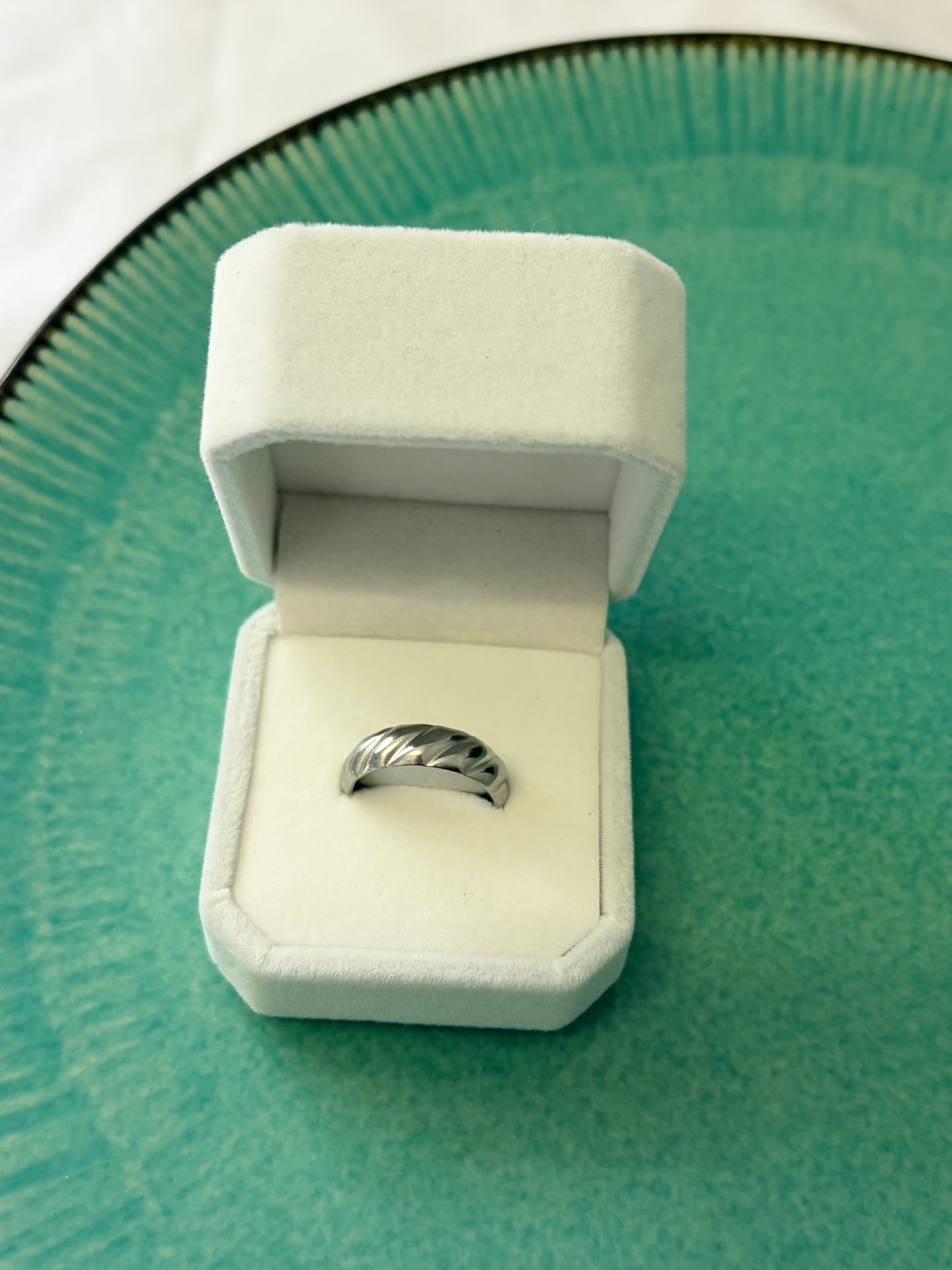 ELOISE RING IN SILVER