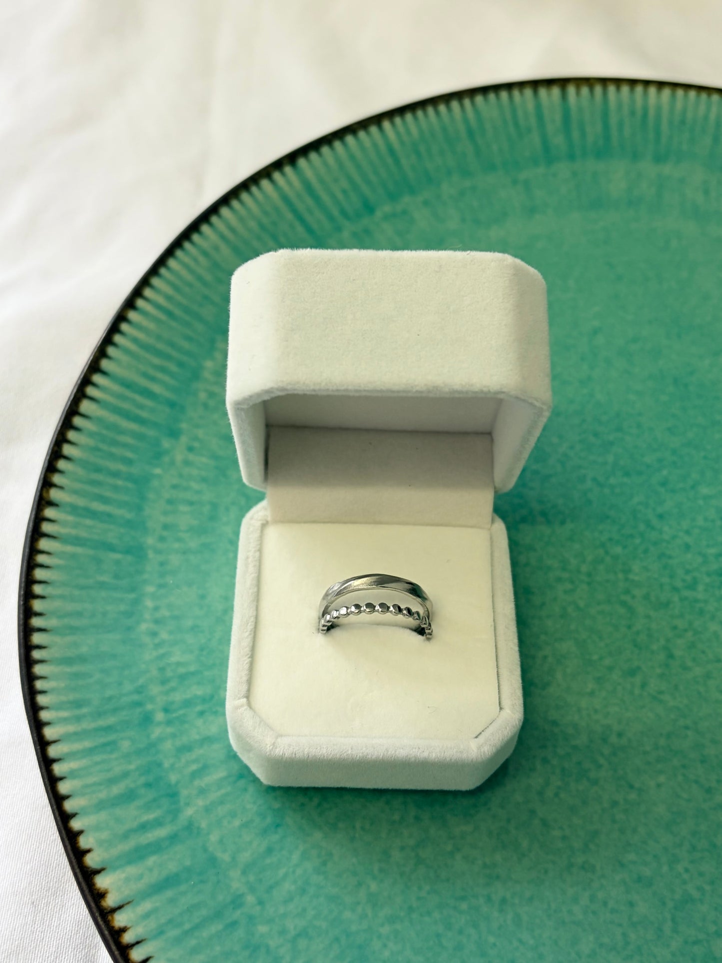 SILVER AURA RING