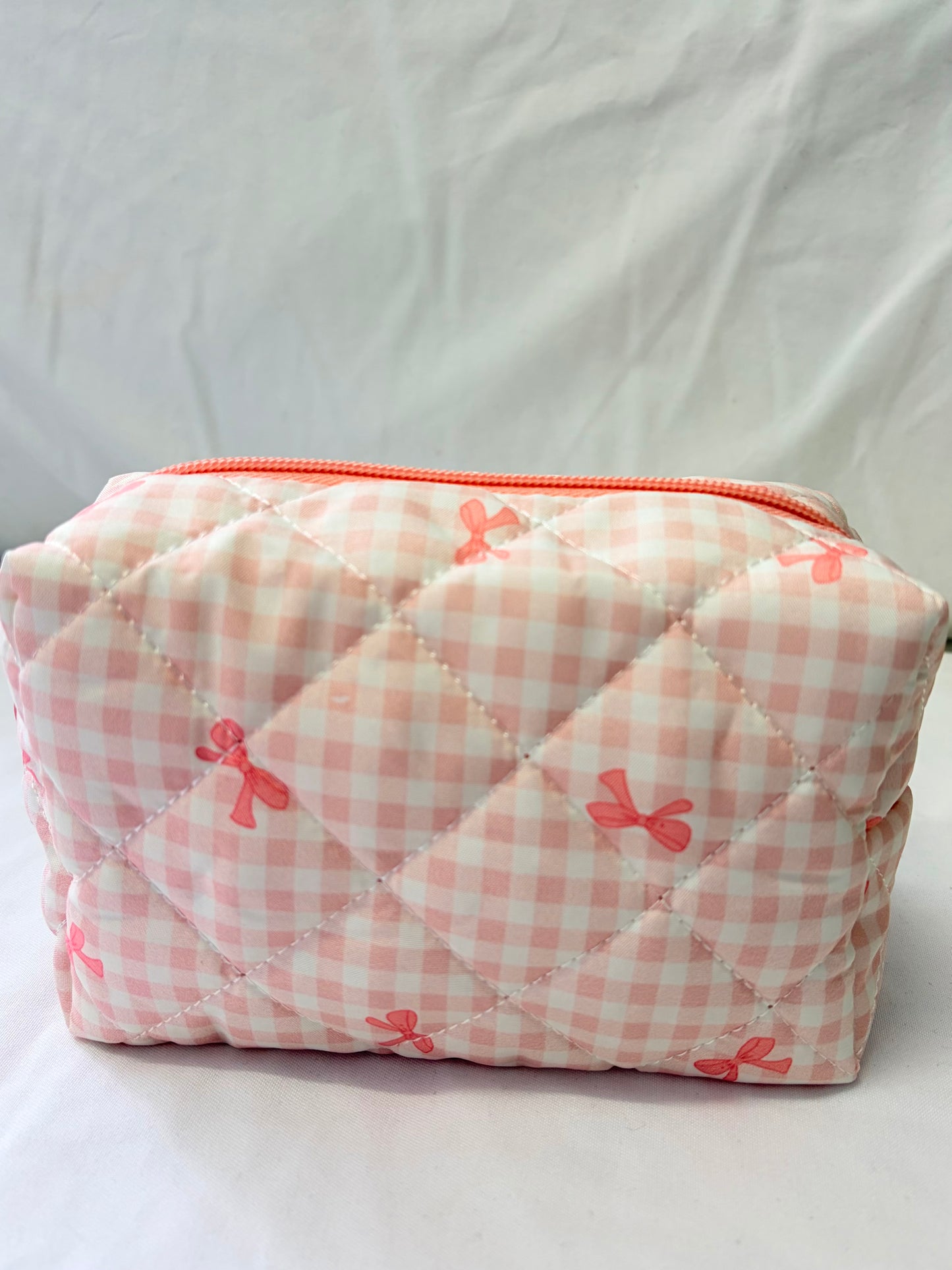 RIBBON POP BOW COSMETIC BAG