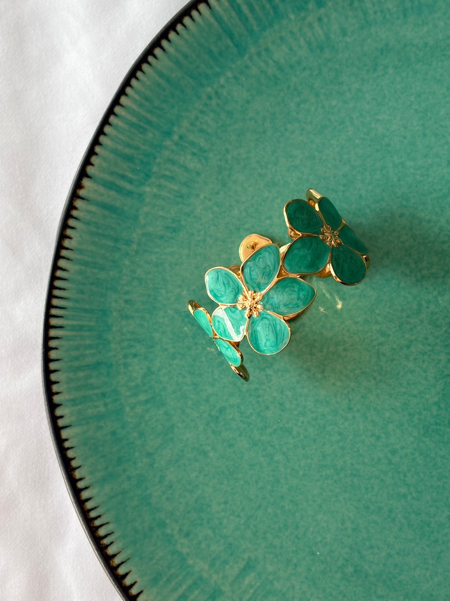 GREEN IVY BRACELET