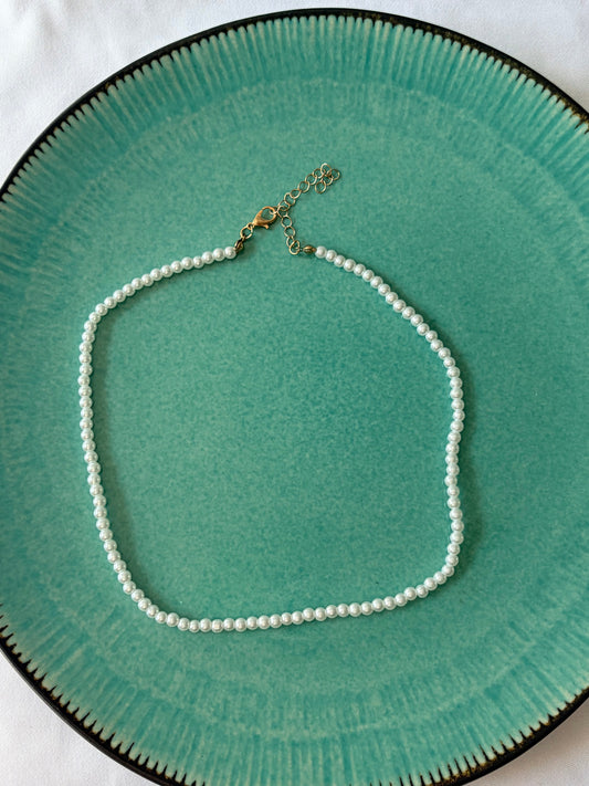 TINA NECKLACE