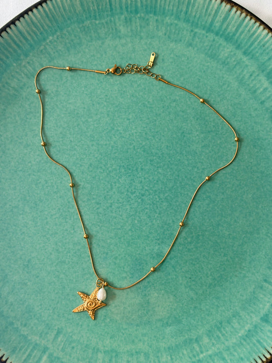 LILA NECKLACE