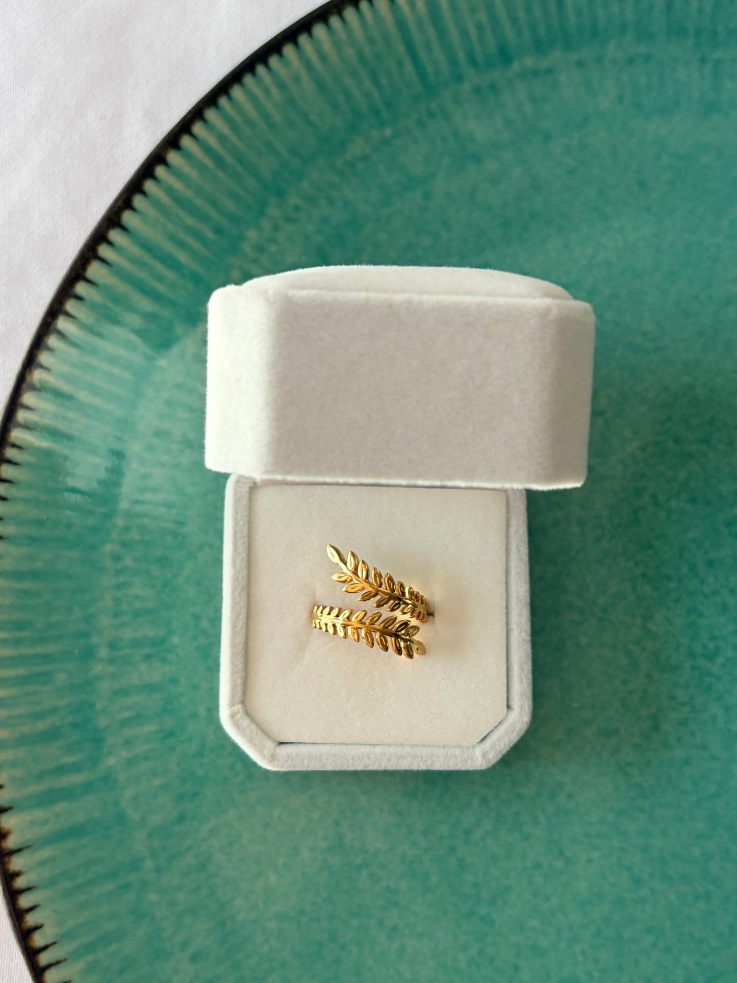 WILLOW RING