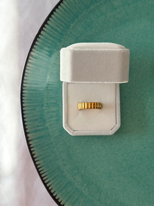 STAZIA RING