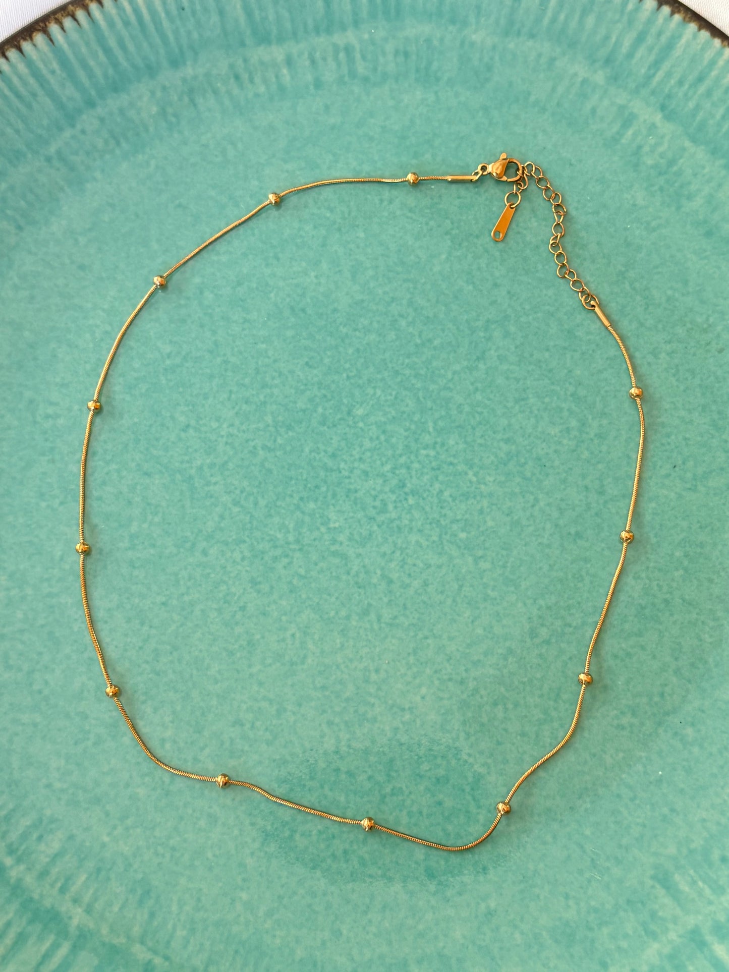 AMBER NECKLACE