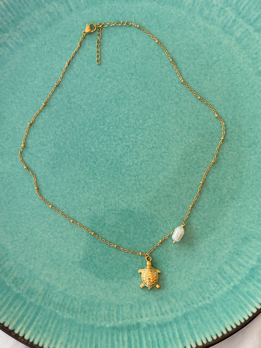 LANA TOURTISE NECKLACE