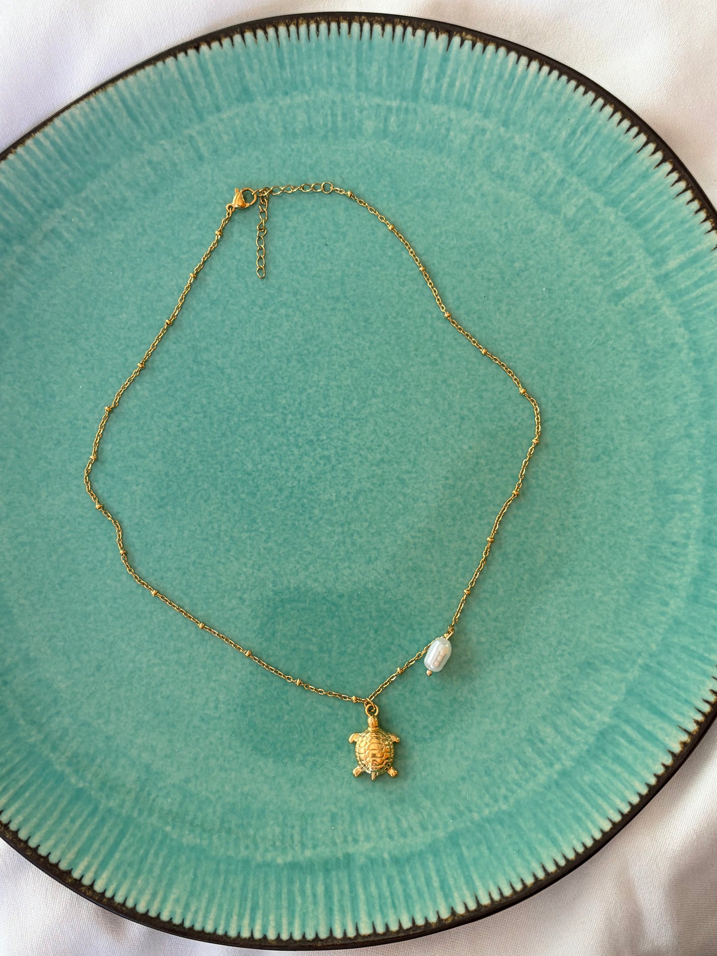 LANA TOURTISE NECKLACE
