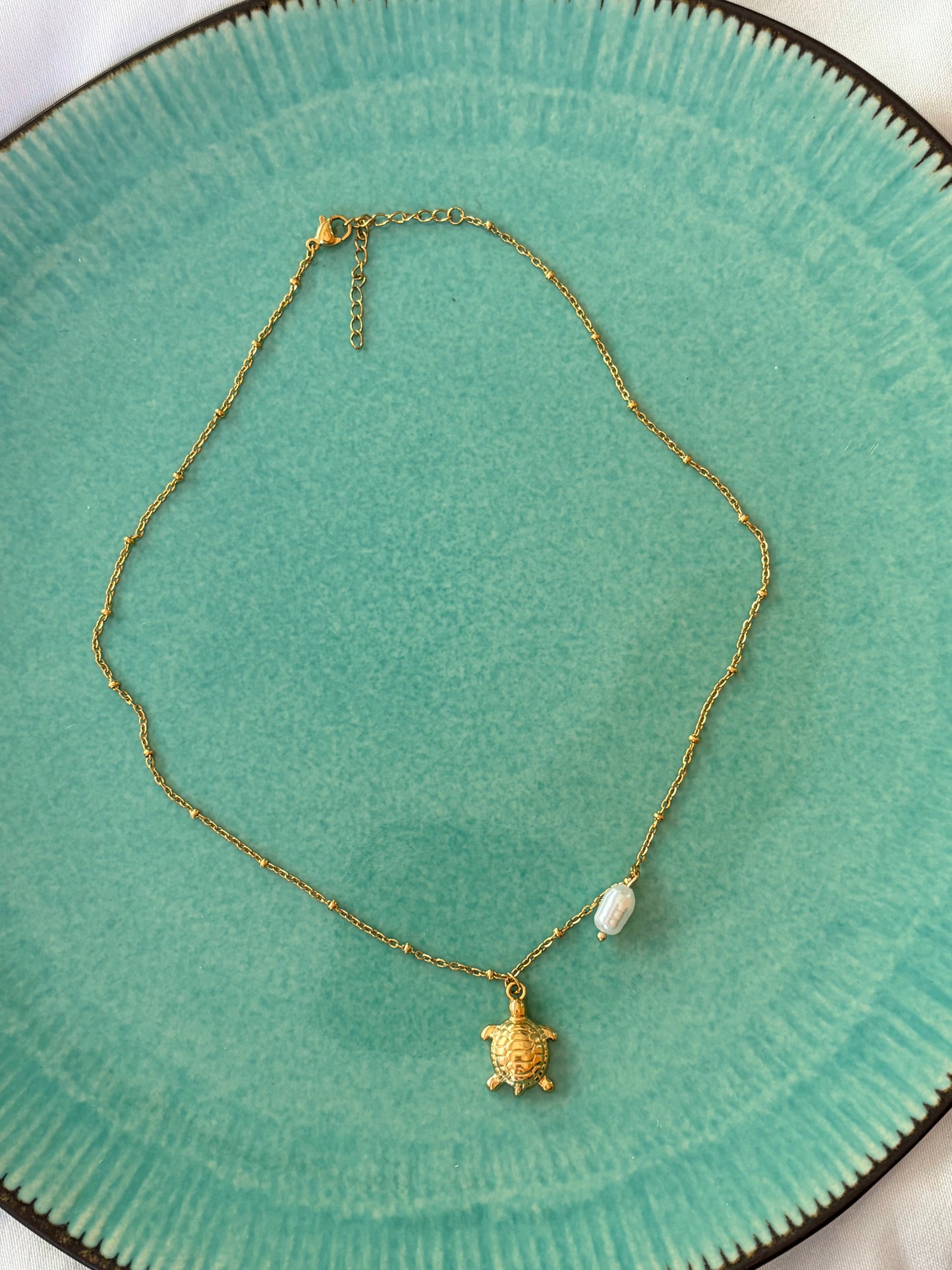 LANA TOURTISE NECKLACE