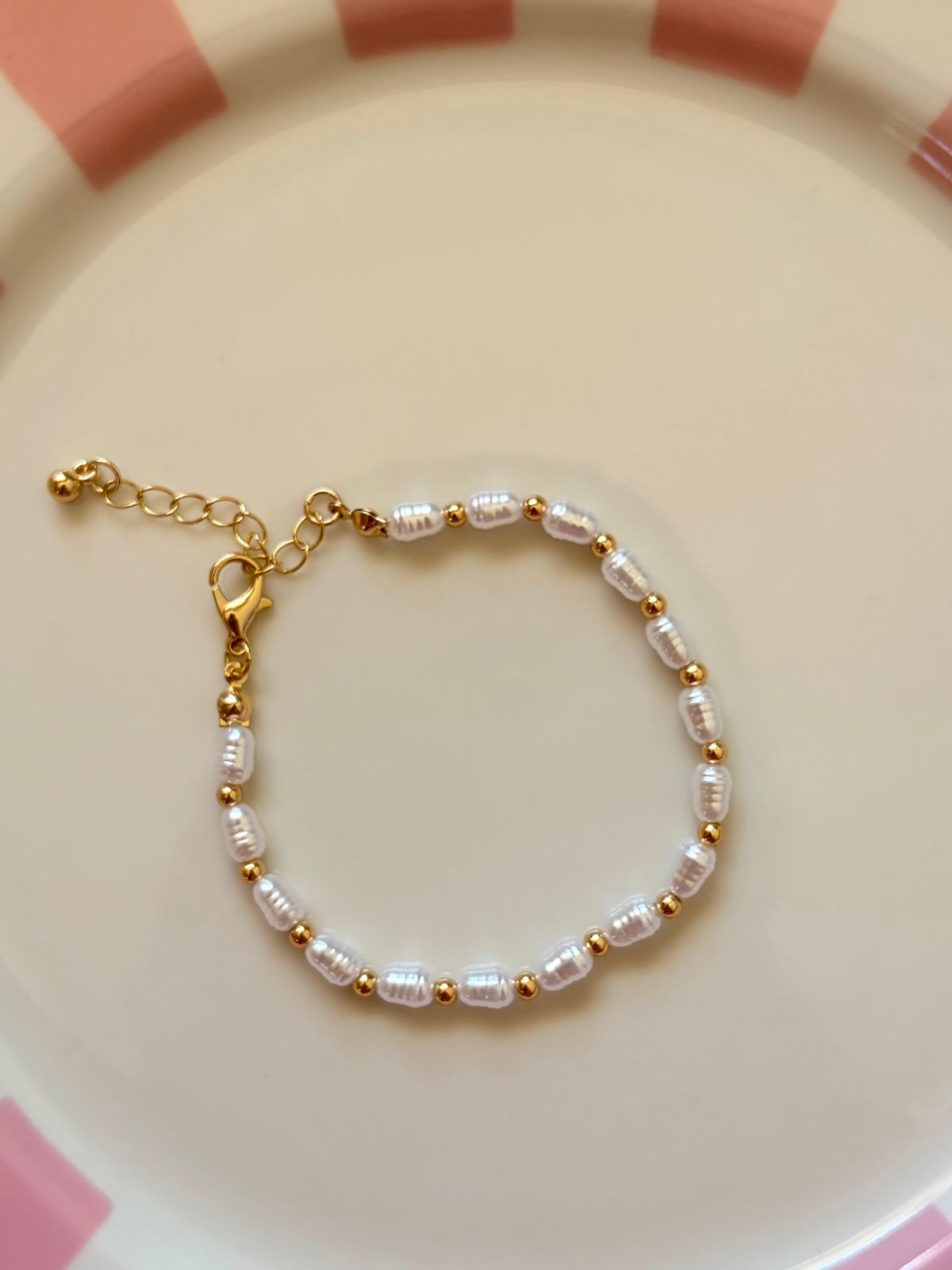 LUNA PEARL BRACELET