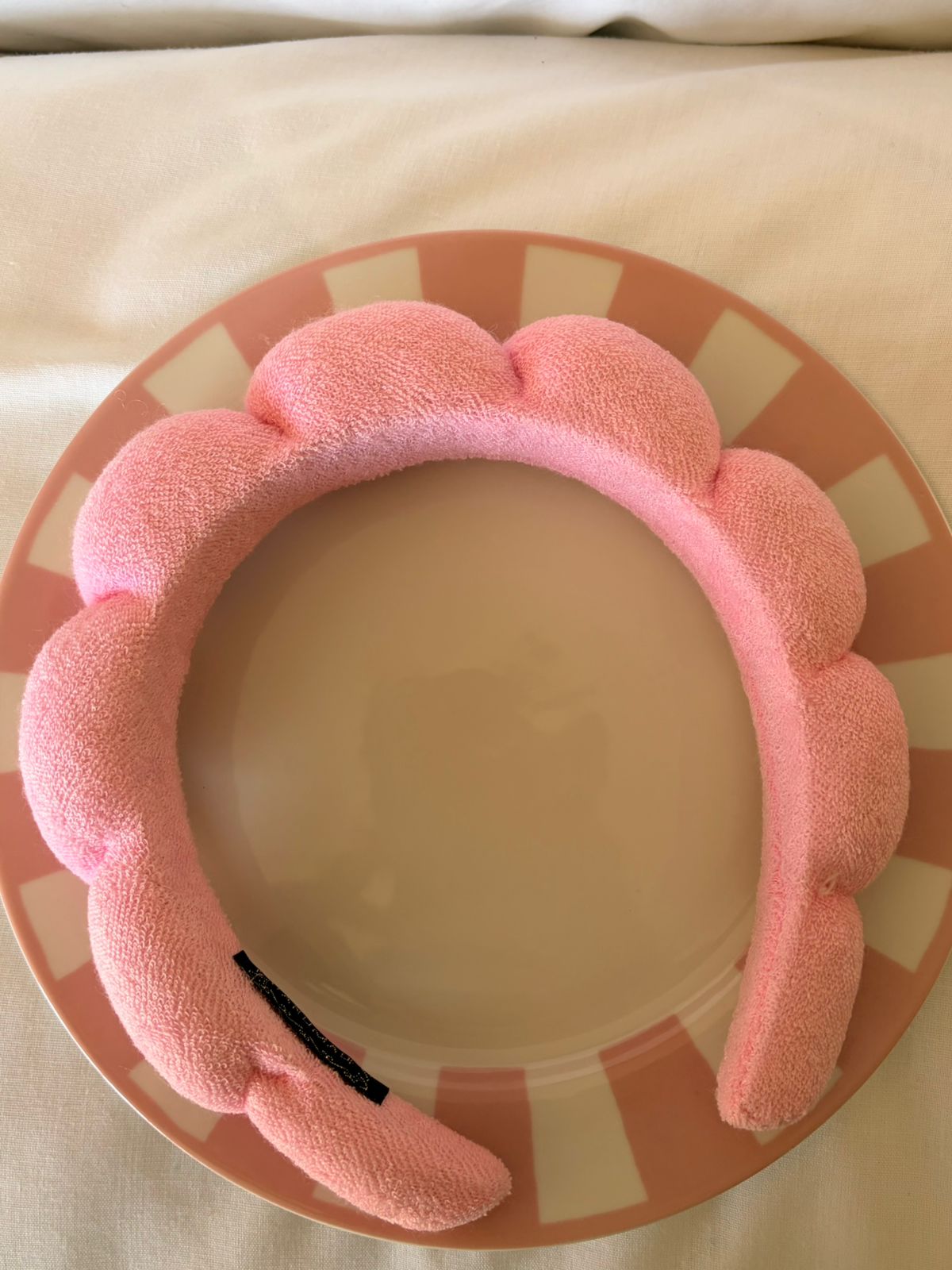 PINK HEADBAND FOR YOUR MAKEUP