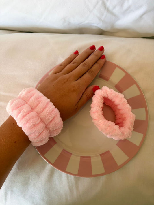 PINK WRIST BANDS